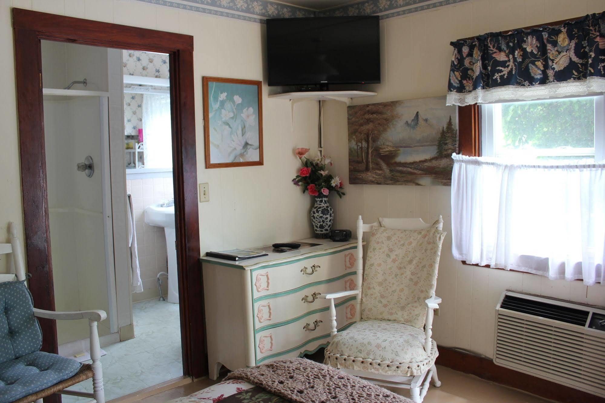 Sea Breeze Inn Hyannis Port Esterno foto